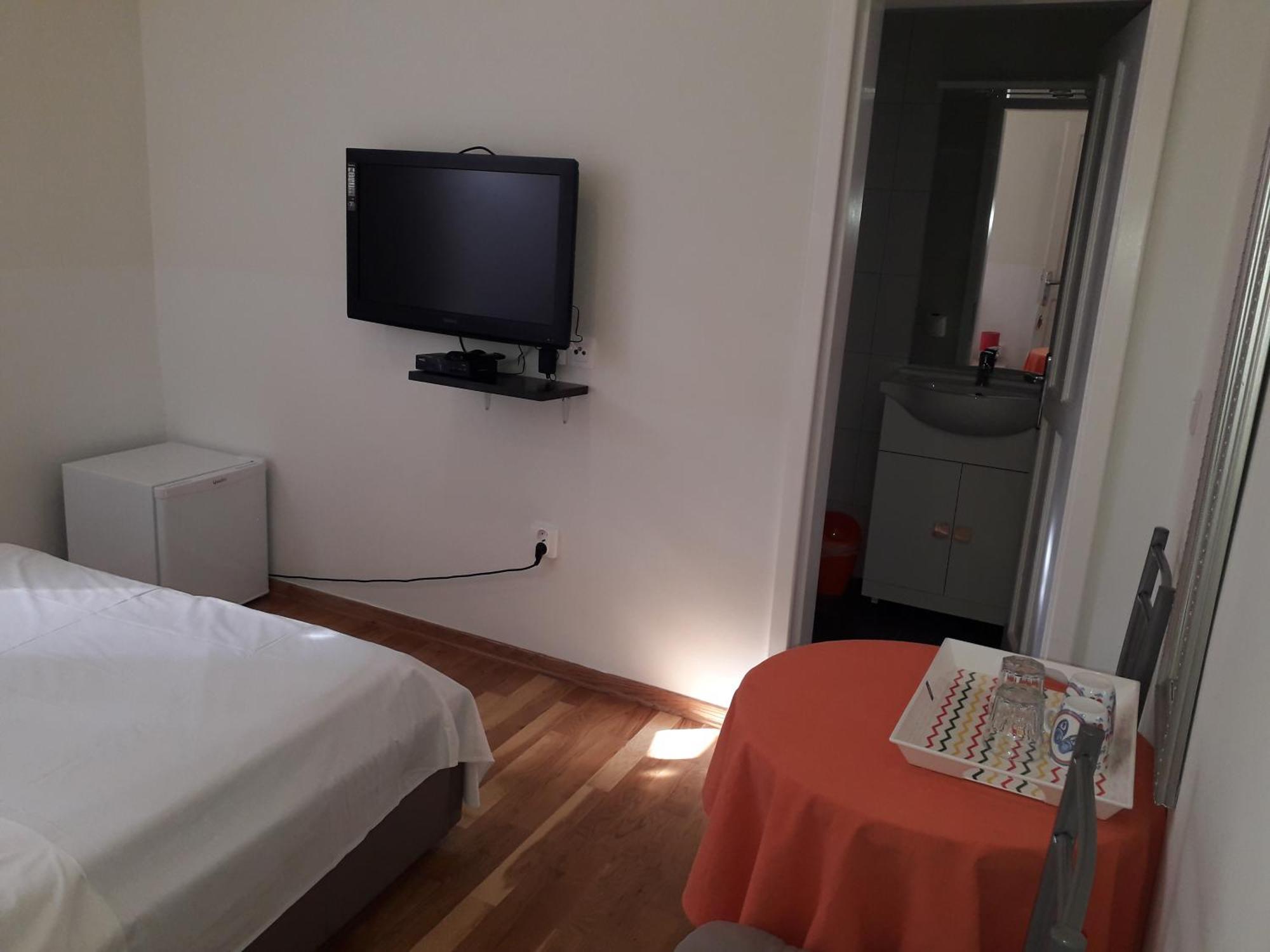 Studio On Main Pedestrian Street Apartamento PUY Exterior foto